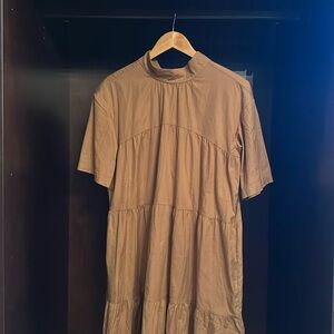 Overland Size Small Woman’s Mid Dress Summer